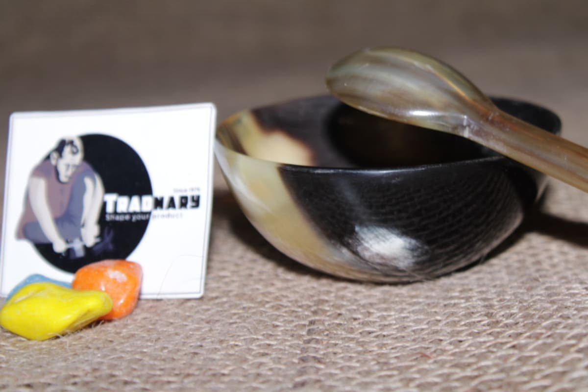 Serving Horn Bowl