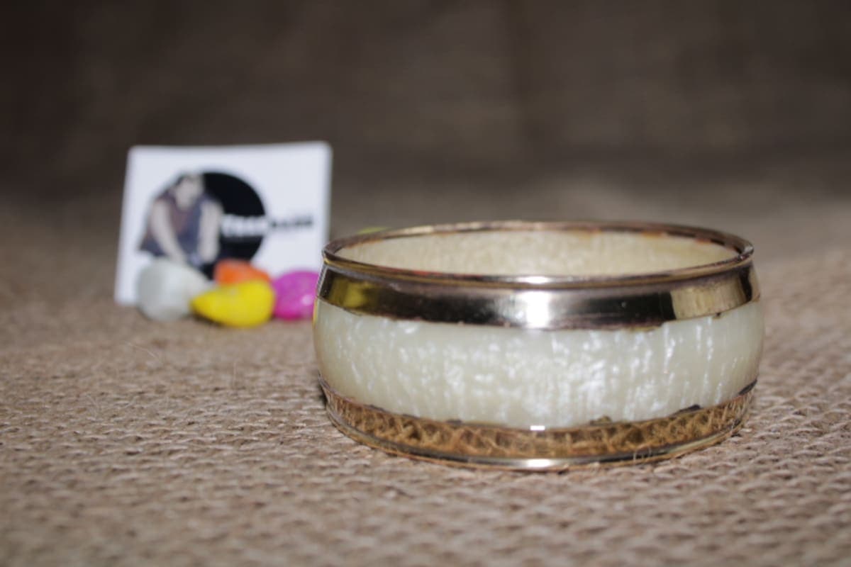 Resin Bangle With Joint Brass