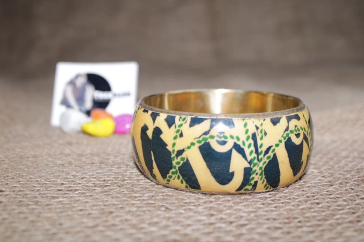 Resin Bangle With Brass Sheet