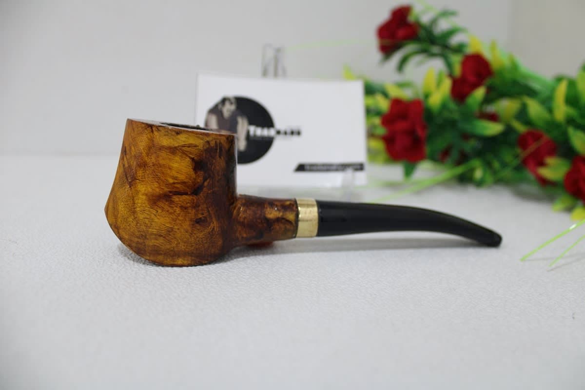 Canadian Wooden Smoking Pipe 