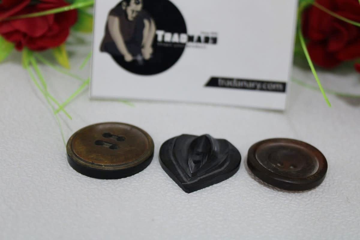 BufFalo Horn Button