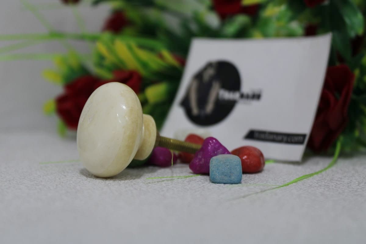 White Resin Round Knob