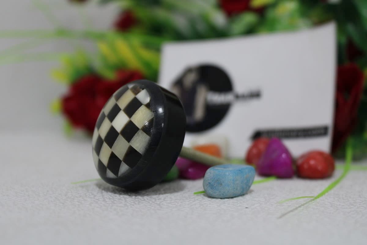 Resin Chess Board Design Knob