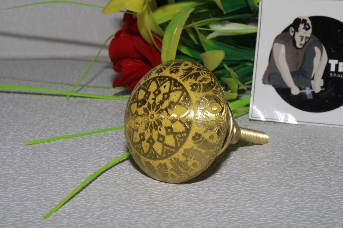 Yellow Brass Knob 
