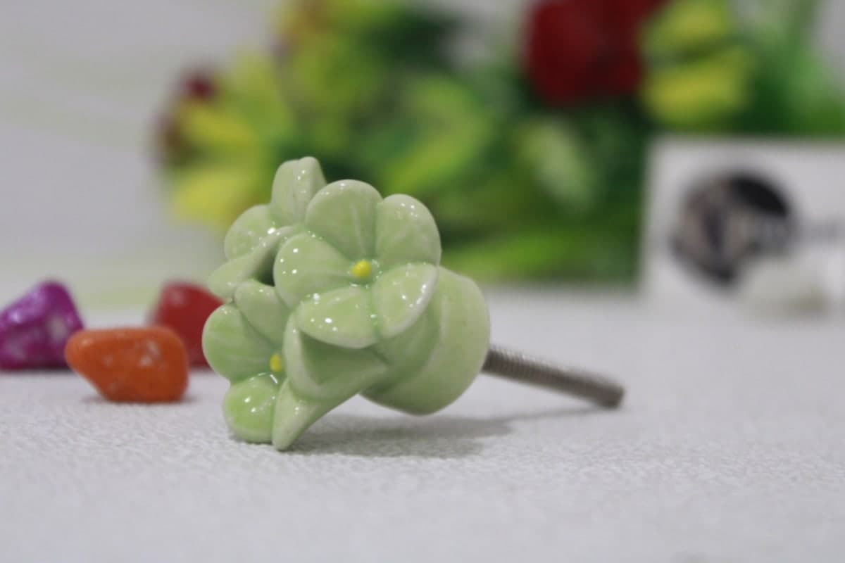 Three Flower Designed Ceramic Knob
