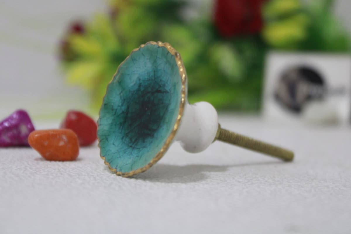 Marrakech Ceramic Knob In Golden Circle Design