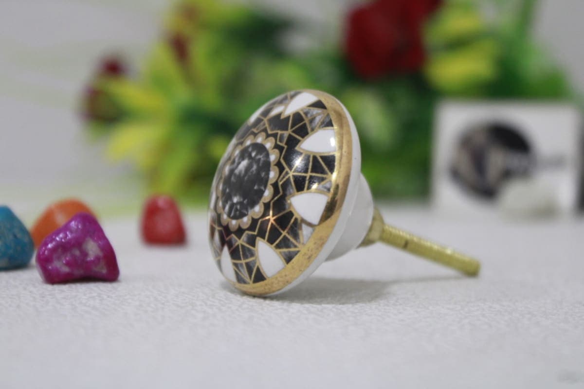 Ceramic White Knob In Golden And Black Print