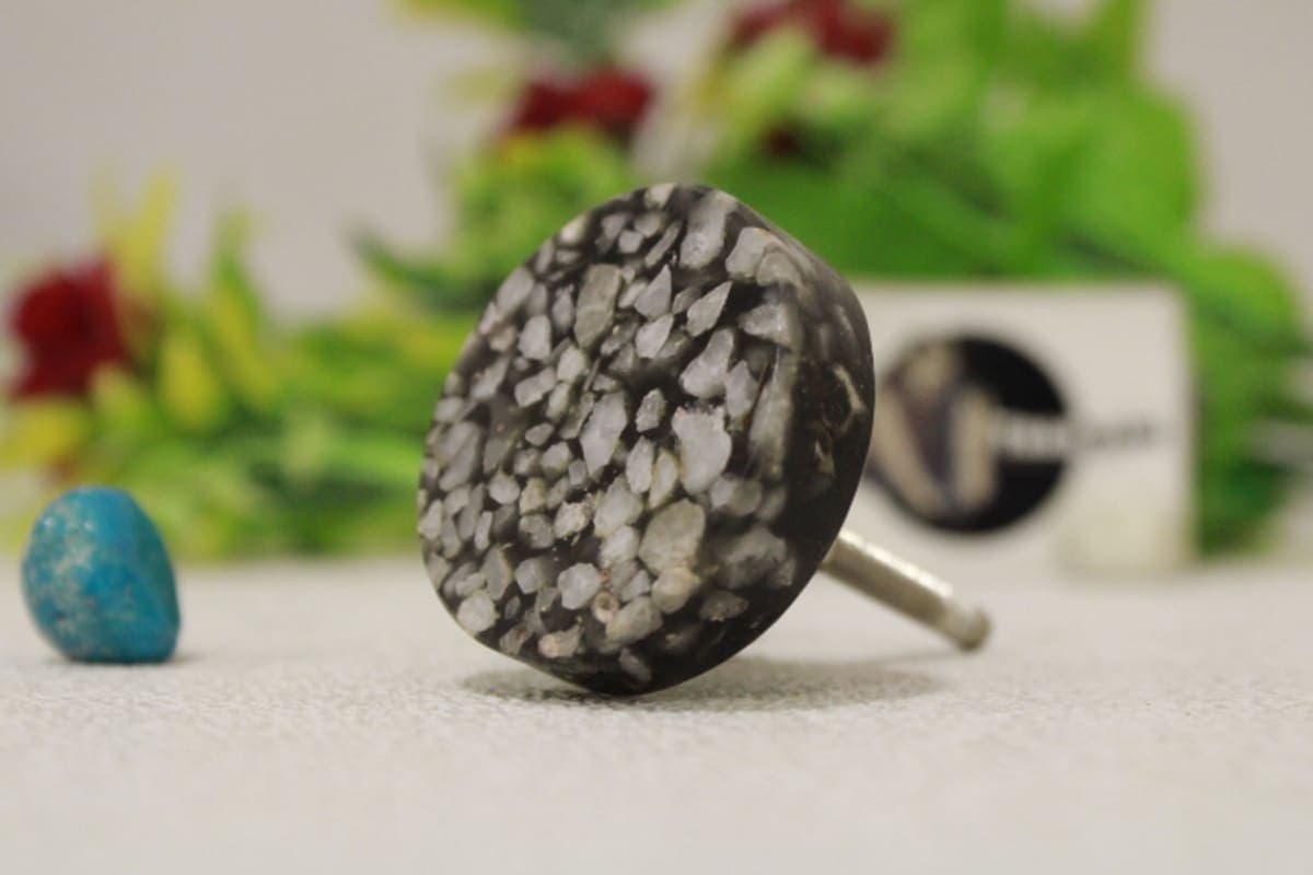 Marble Mixed Black Resin Knob,