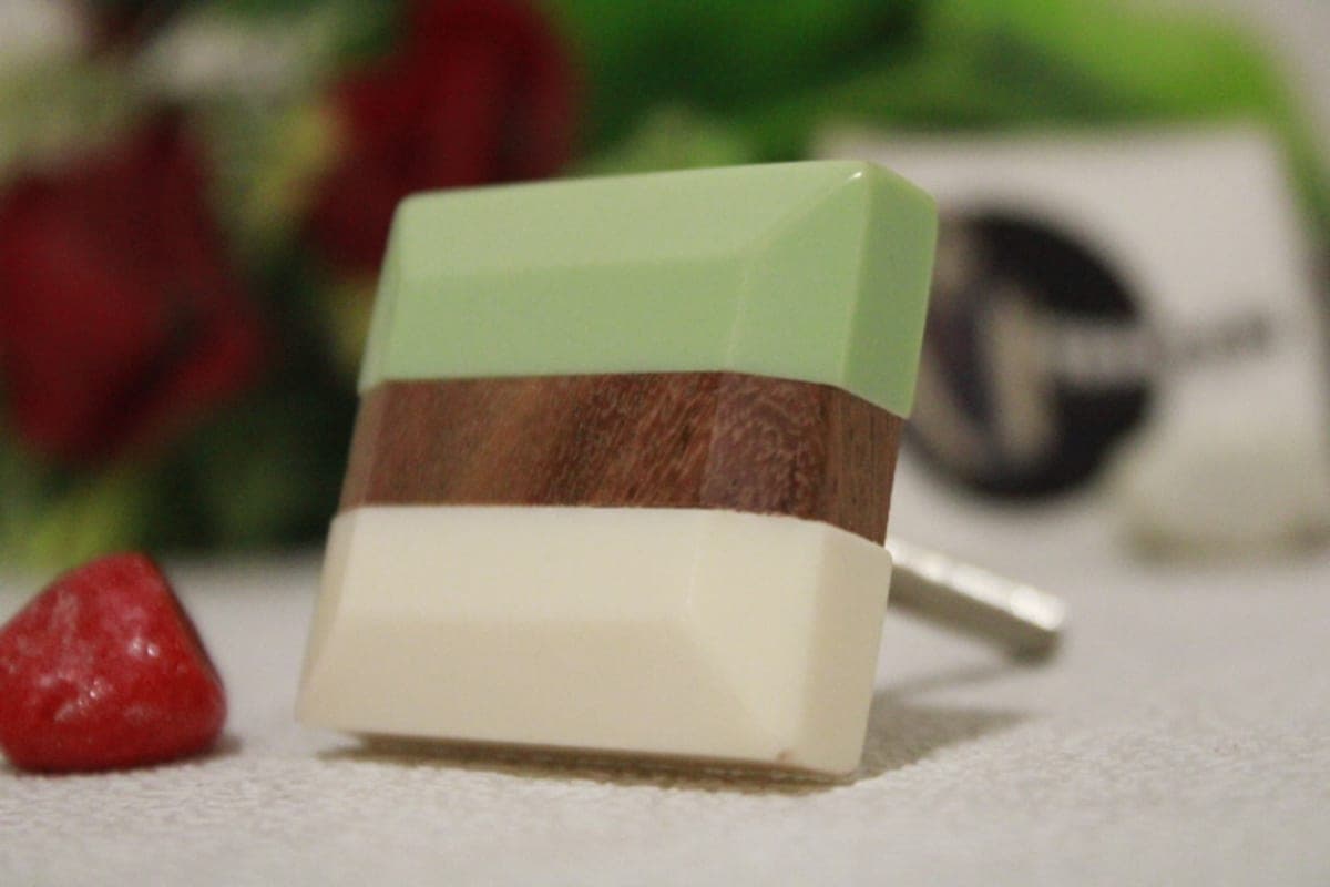 Green, White Resin & wooden Knob