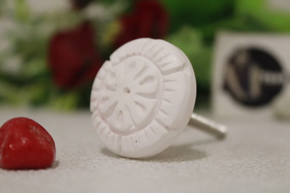 White Resin Knob 