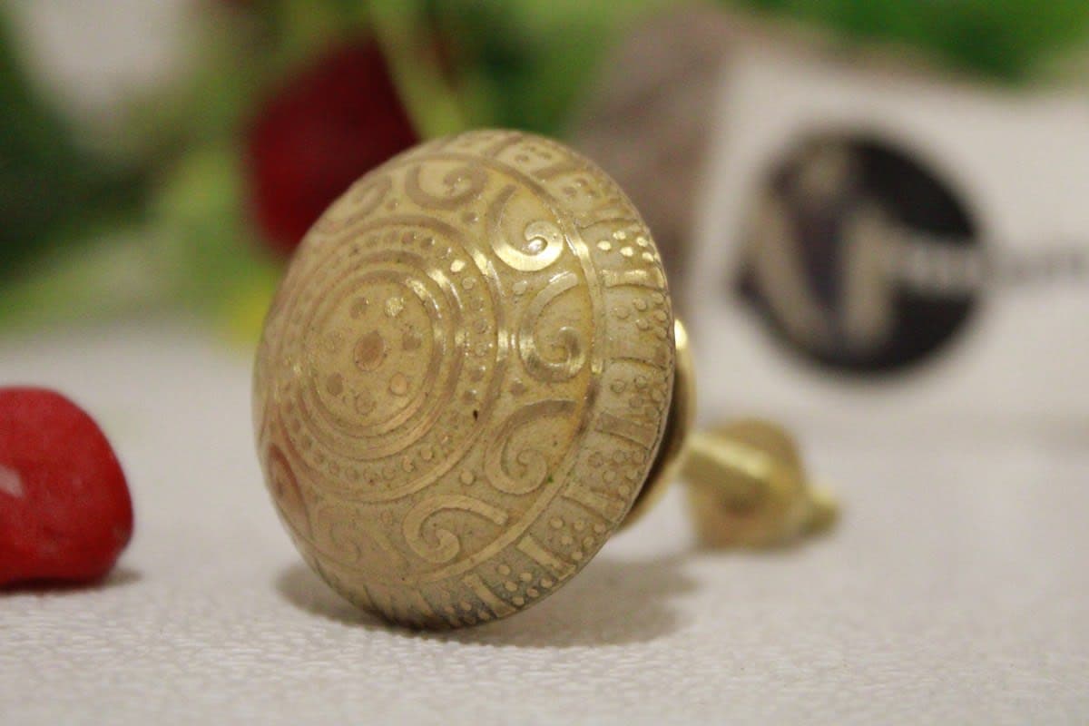 Etched Circle & Dots Design Brass Knob