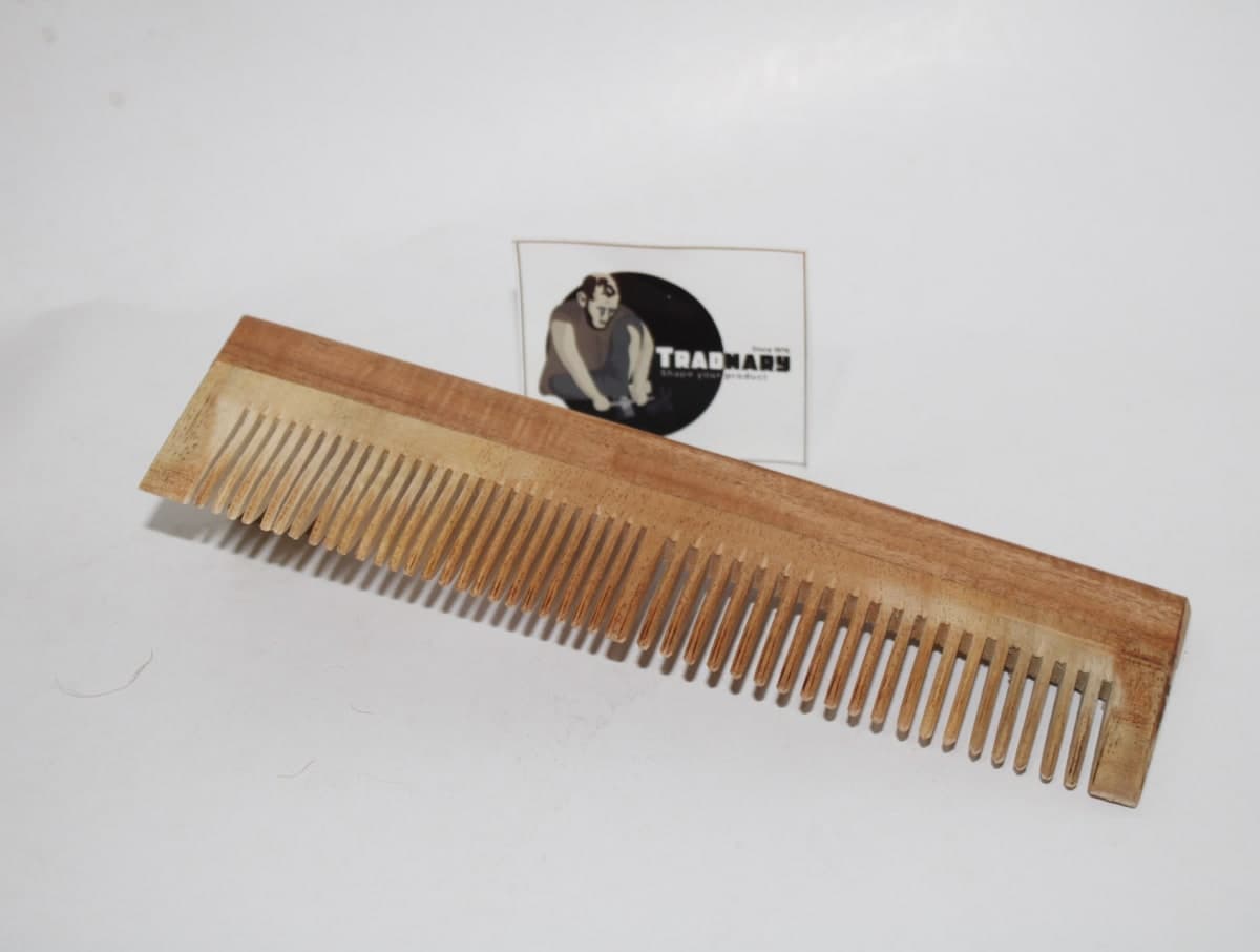 NEEMWOOD REGULAR COMB