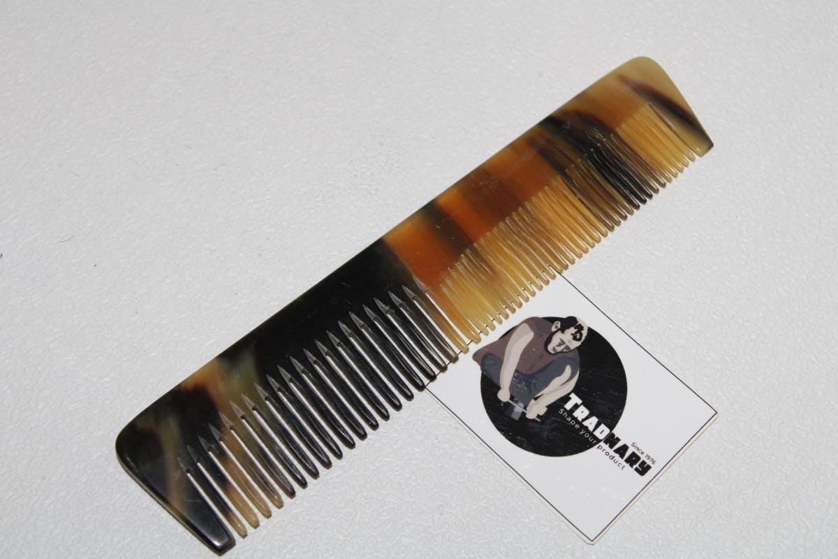 Brown and Black Horn Comb