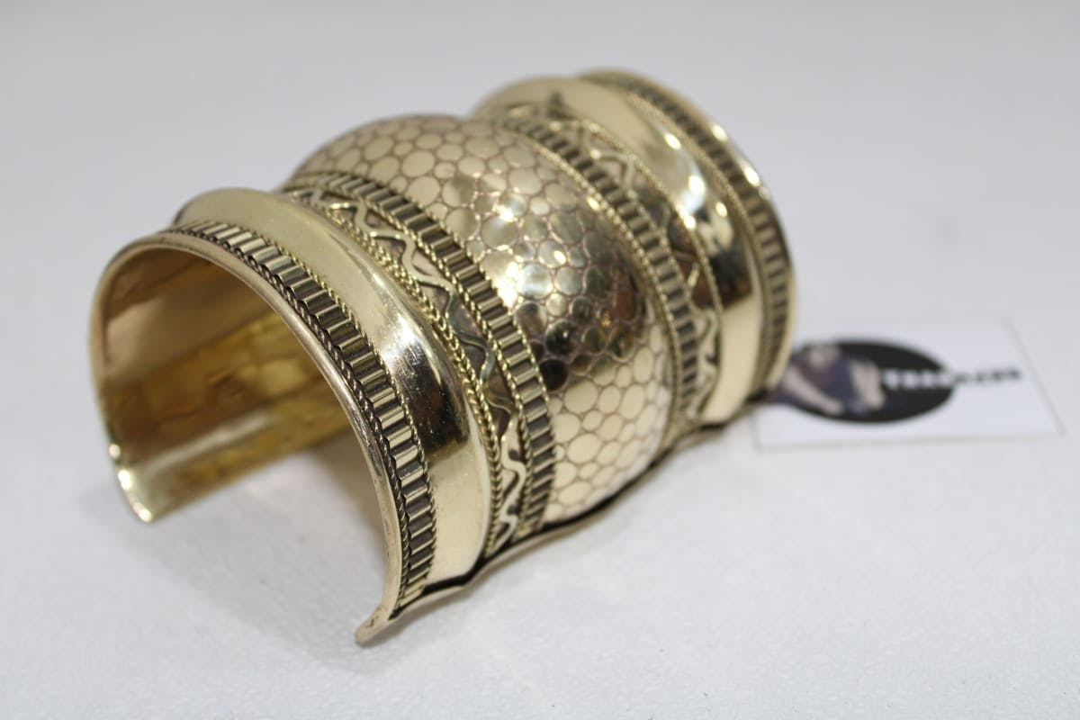 Antique Rare Design Openable Brass Cuff 