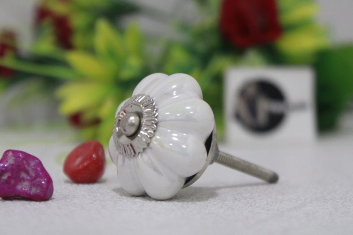 Ceramic White Flower Knob