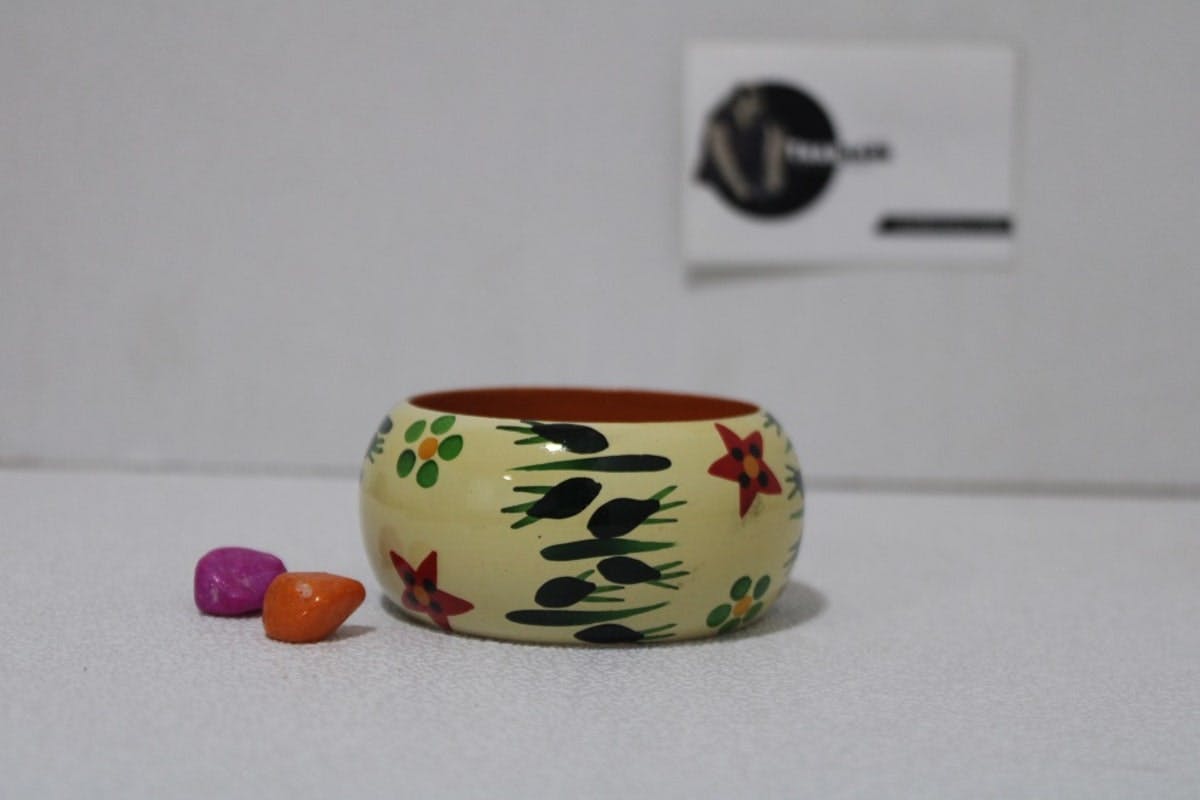 Cream Colored Bangle In Painted Flower Design 