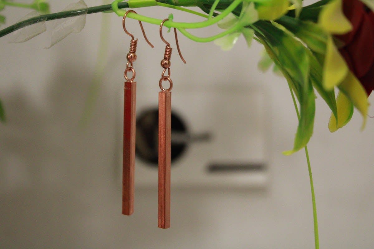 Copper Earrings In Rectangular Thin Stick
