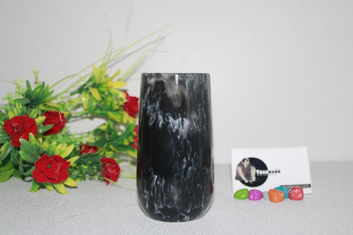 Black Resin Flower Pot