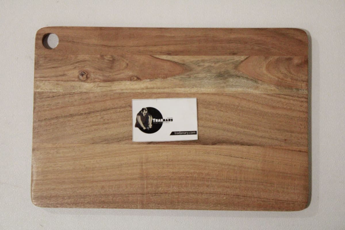 Wooden Chopping Board With Corner Hole Design In Small Size