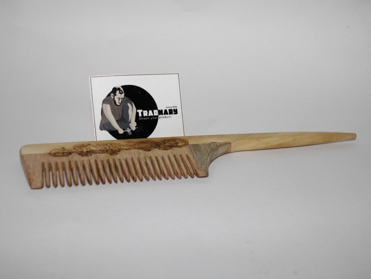 ENGRAVE PIN TAIL COMB